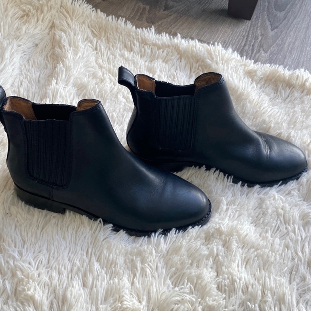 Madewell Leather Chelsea Boot